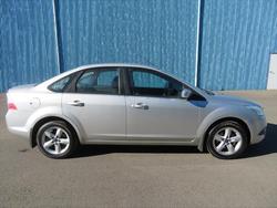 2010 FORD
FOCUS LX
