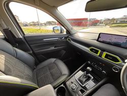 2022 Mazda
CX-5 G25 Touring Active
