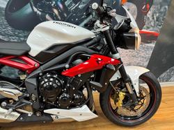 2016 Triumph STREET TRIPLE R WHITE