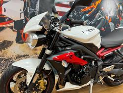 2016 Triumph STREET TRIPLE R WHITE