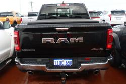 2022 RAM
1500 Laramie RamBox