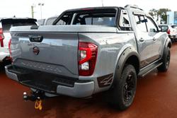 2022 Nissan
Navara PRO-4X