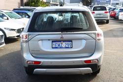 2014 Mitsubishi
Outlander ES
