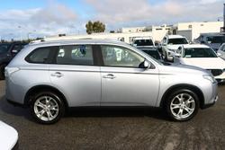 2014 Mitsubishi
Outlander ES