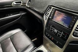 2012 Jeep
                Grand Cherokee Overland