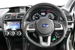 2016 Subaru
Forester 2.0D-L