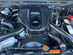 2013 Isuzu D-MAX LS High Ride MY12 4x2 Garnet Red