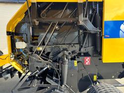 2006 New Holland Br750a