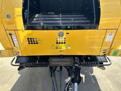 2006 New Holland Br750a