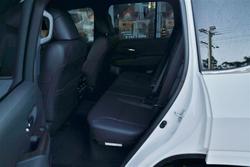2022 Toyota
Landcruiser LC300 3.3L V6 DSL VX 7 Seats