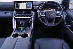 2022 Toyota
Landcruiser LC300 3.3L V6 DSL VX 7 Seats