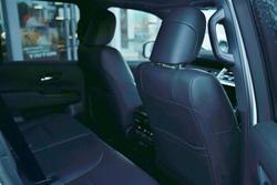 2022 Toyota
Landcruiser LC300 3.3L V6 DSL VX 7 Seats
