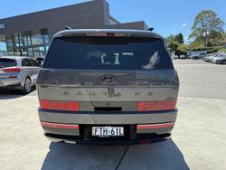 2025 Hyundai
Santa Fe Hybrid Calligraphy