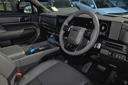 2025 Hyundai
Santa Fe Hybrid Calligraphy