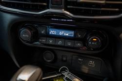 2025 Nissan
                JUKE Ti