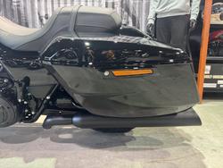 2025 Harley-davidson FLHX STREET GLIDE (117) Vivid Black