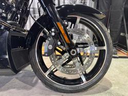 2025 Harley-davidson FLHX STREET GLIDE (117) Vivid Black