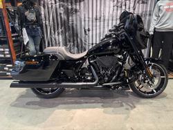 2025 Harley-davidson FLHX STREET GLIDE (117) Vivid Black
