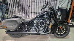 Harley-Davidson FLHC Heritage Classic 117