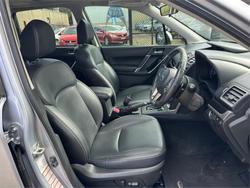 2016 SUBARU
FORESTER 2.5i-S