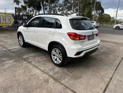 2018 MITSUBISHI
                ASX ES (2WD)