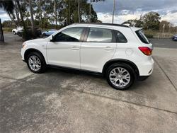 2018 MITSUBISHI
                ASX ES (2WD)