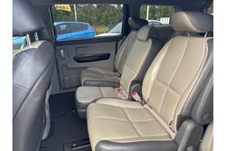 2016 Kia
Carnival SLi