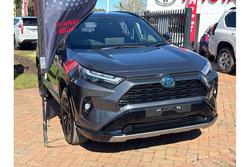 2024 Toyota
RAV4 XSE