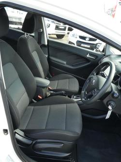2017 Kia
Cerato S