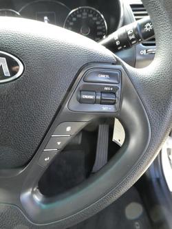 2017 Kia
Cerato S
