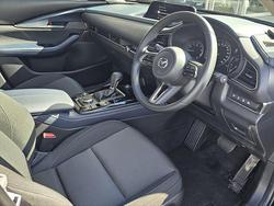 2024 MAZDA
                CX-30 G20 PURE