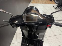 2022 VESPA GTS 300 SUPER SPORT Black
