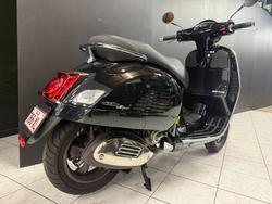 2022 VESPA GTS 300 SUPER SPORT Black