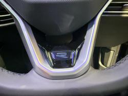 2025 Volkswagen
Golf 110TSI R-Line