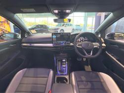 2025 Volkswagen
Golf 110TSI R-Line