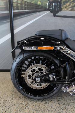 2025 Harley-davidson FXBR BREAKOUT (117)