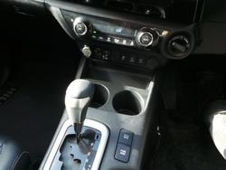 2019 Toyota Hilux SR5