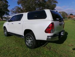 2019 Toyota Hilux SR5