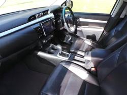 2019 Toyota Hilux SR5