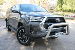 2023 Toyota
Hilux SR5