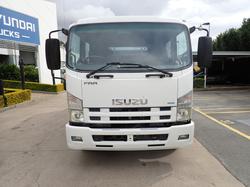 2012 ISUZU FRR 600 WHITE