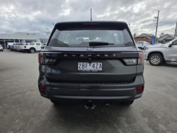 2024 Ford
Everest Ambiente