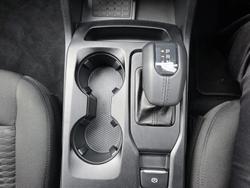 2024 Ford
Everest Ambiente