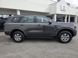 2024 Ford
Everest Ambiente