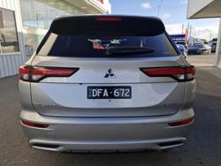 2024 Mitsubishi
Outlander Exceed