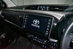 2022 Toyota
Hilux SR5