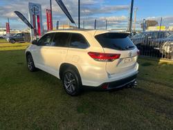 2019 Toyota
                Kluger GXL