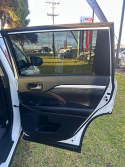 2019 Toyota
                Kluger GXL