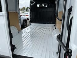 2024 Renault
Master Pro 110kW