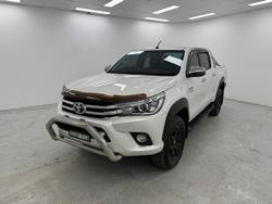 2017 Toyota Hilux SR5 GUN126R 4X4 Dual Range Crystal Pearl
